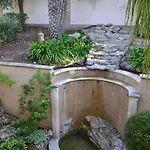 Ethnic Chic 3* بيشيلي