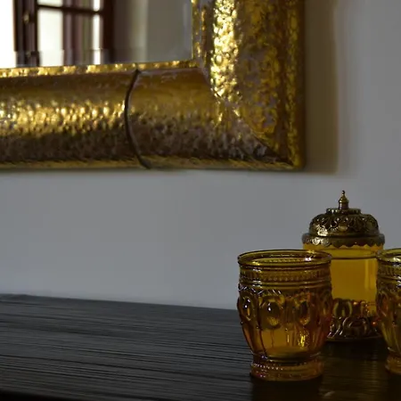 Ethnic Chic 3*