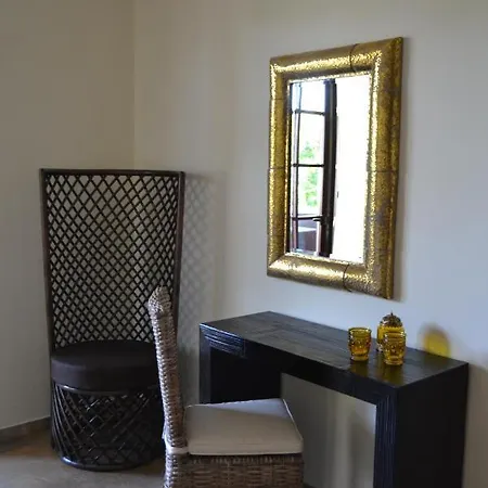 Ethnic Chic 3* ביצ'לייה