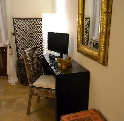 Ethnic Chic Resort 3*